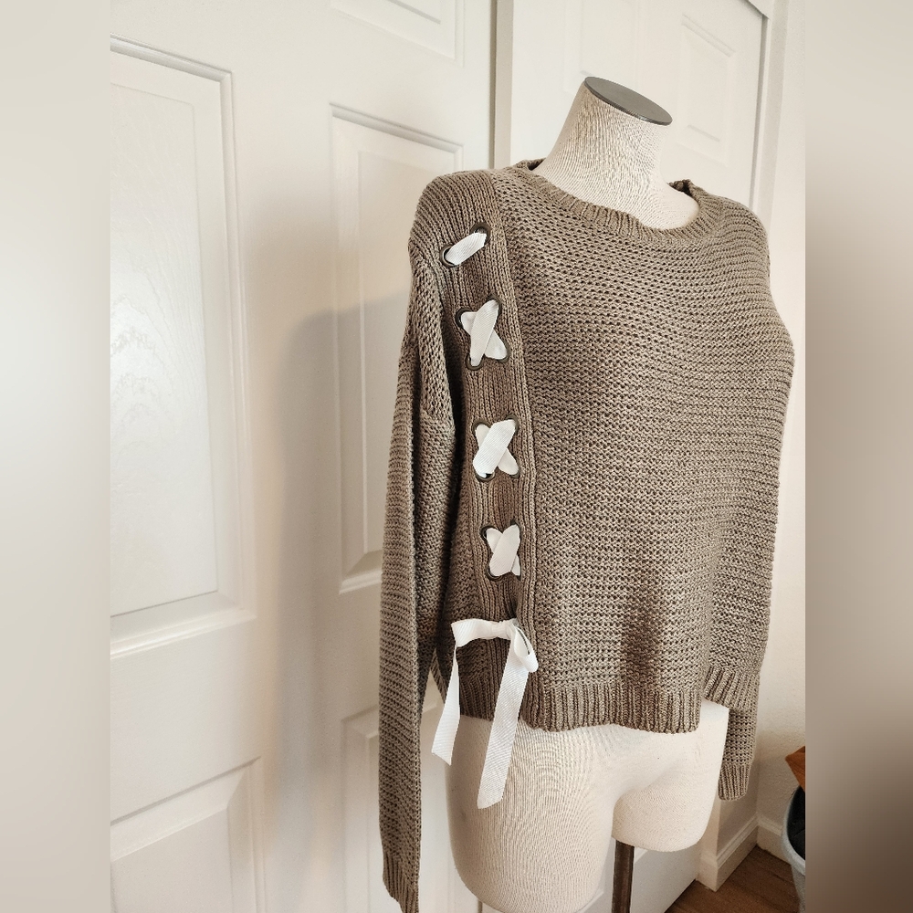 Crew Neck Cozy Brown Knit Sweater with Side Tie Detail Size S